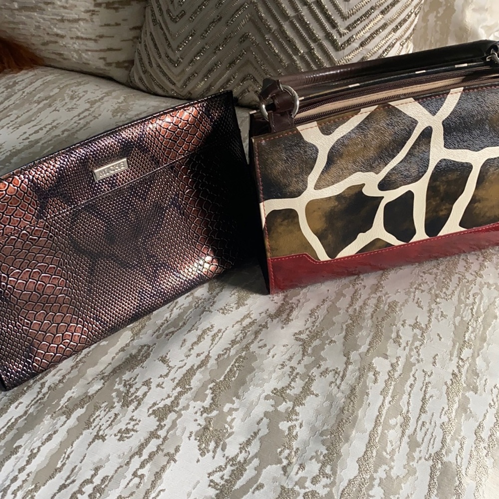 Miche Purse Bundle - includes purse base plus 2 covers.
